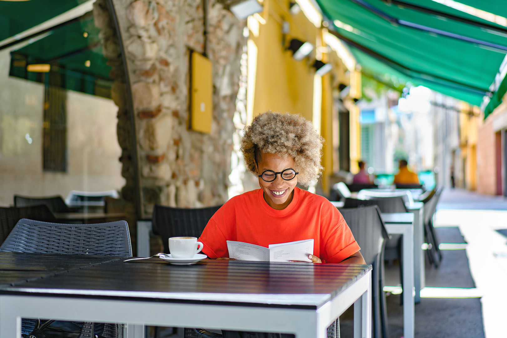 woman at cafe