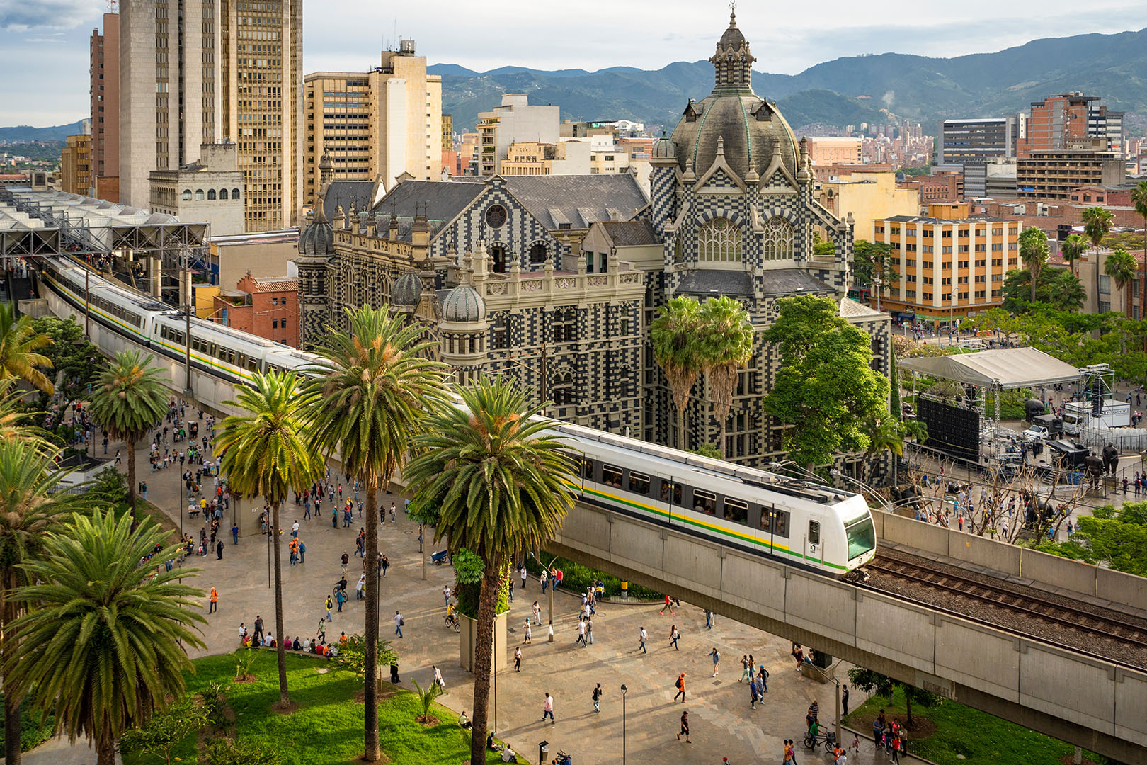 slow work city medellin